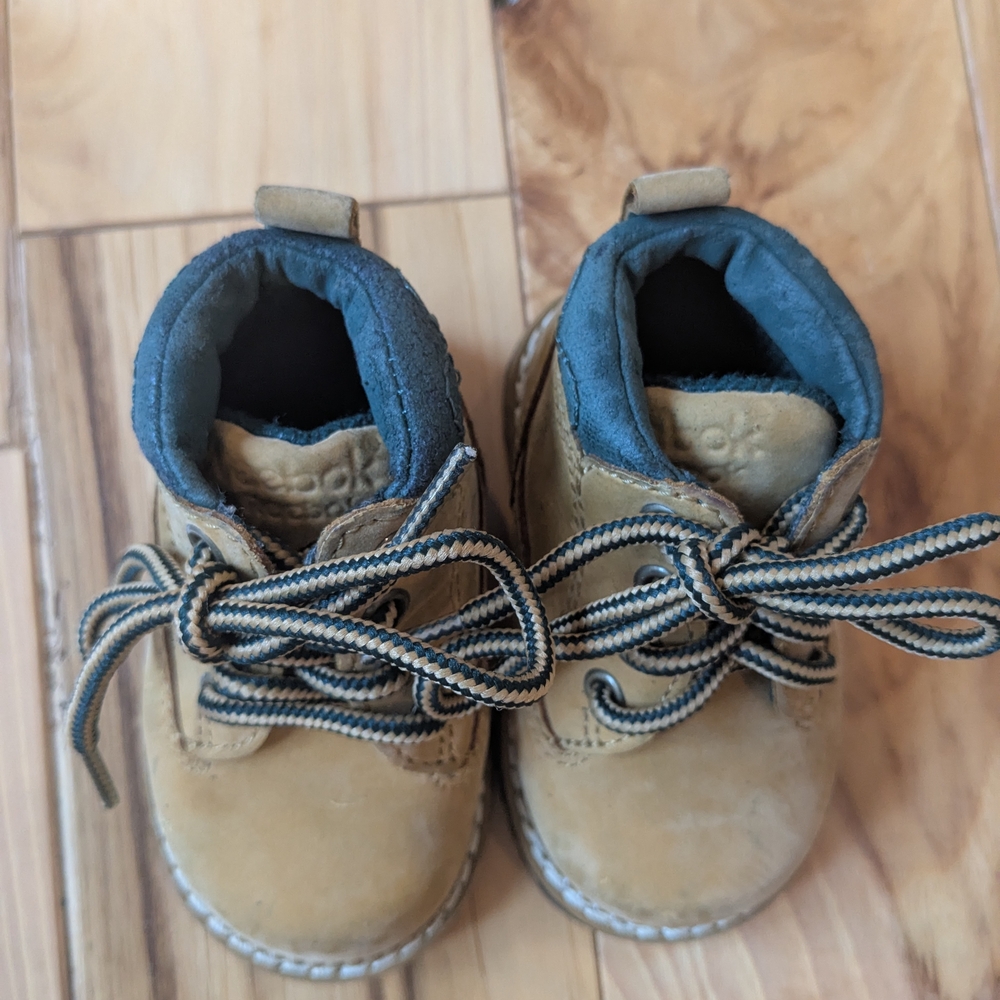 Weebok Baby Boots - Picture 3 of 10